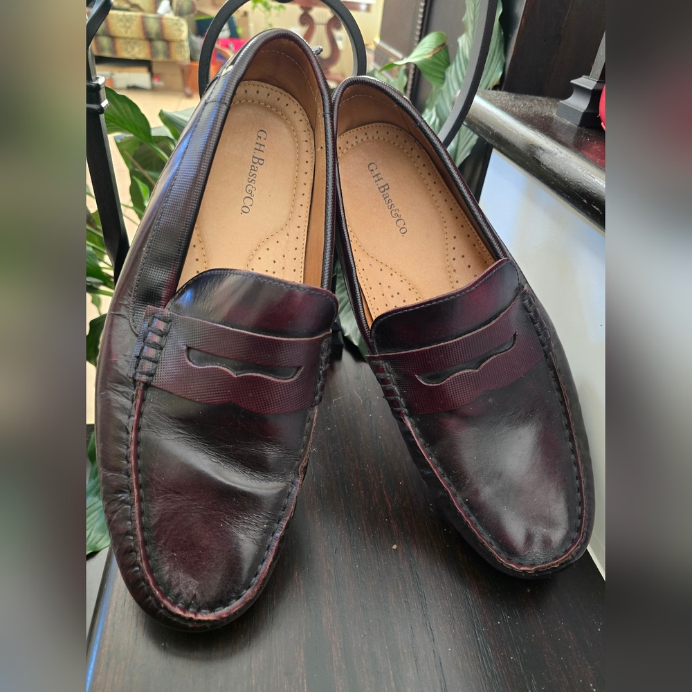 G.H. Bass & Co. Men's Burgundy Roman Loafers